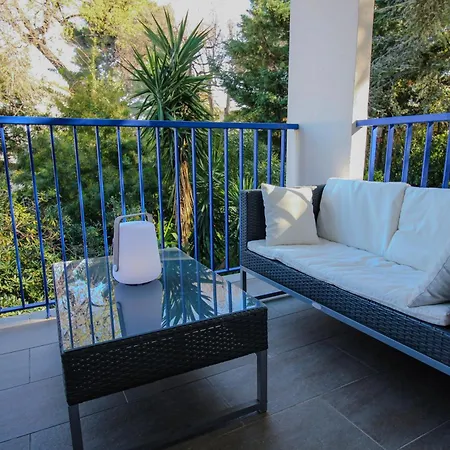 Chenes Lumineux Vue Clim Confort Terrasses Parking Lägenhet *