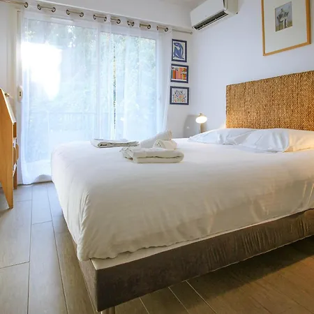 Chenes Lumineux Vue Clim Confort Terrasses Parking Lägenhet